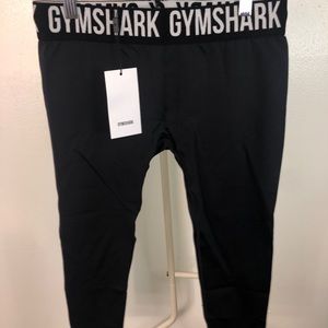 Gym shark leggings
